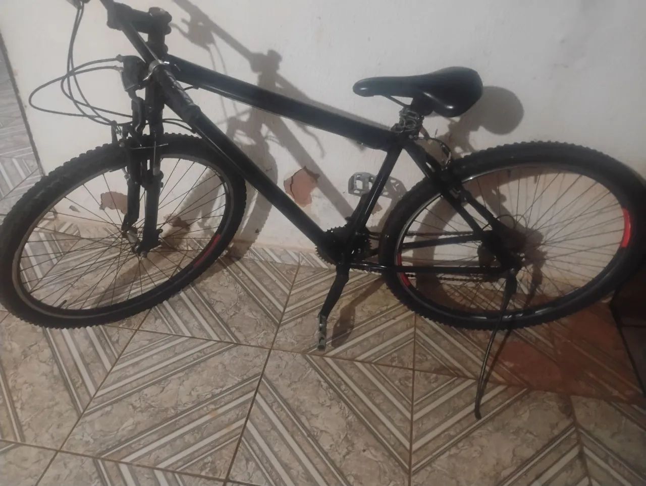 VENDO BICICLETA ARO 29, COM POUCOS DEFEITO !