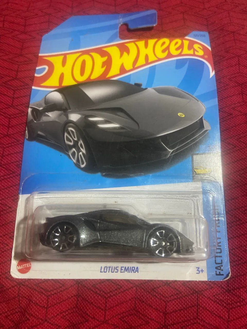 Lotus emira 