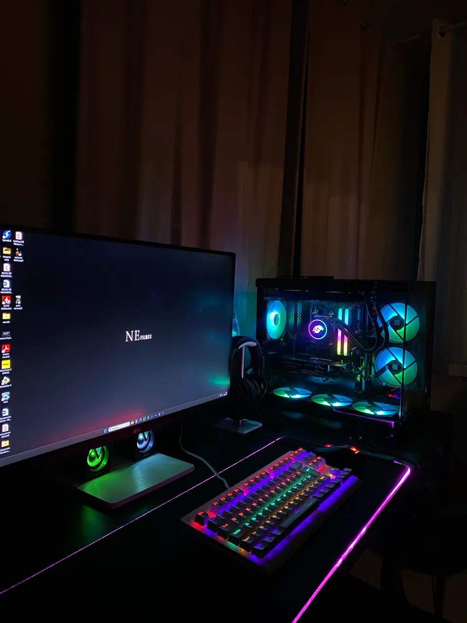 Vendo ou troco PC Gamer completo em MacBook 