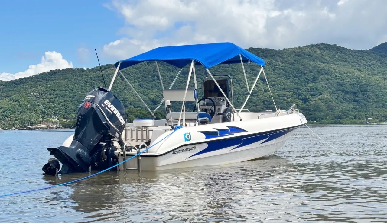 Lancha Floripa 160