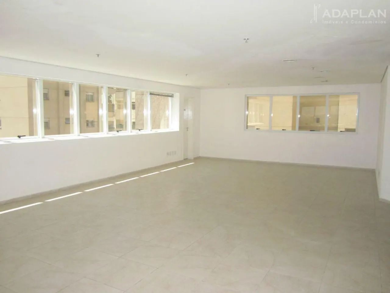Conjunto com 172 metros e 8 vagas alugado por - Foto 5