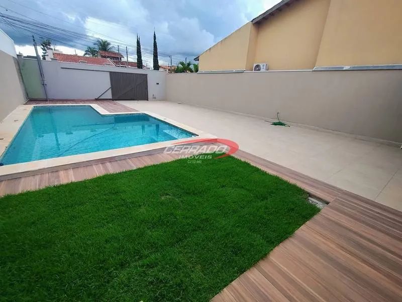 Casa Térrea 3 Quartos (1 Suíte) - Residencial Canadá