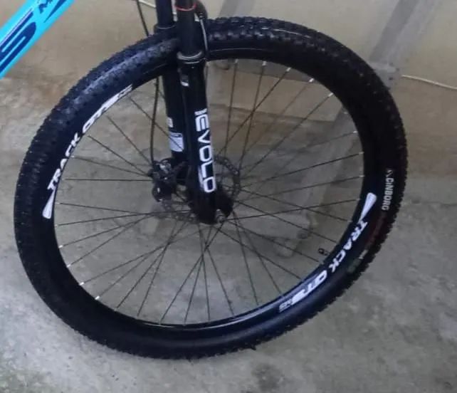 Roda de bicicleta  - Foto 2