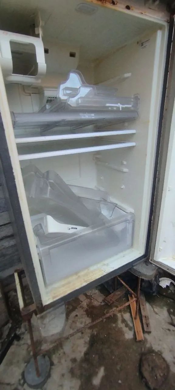 Geladeira inox leia o anúncio  - Foto 2