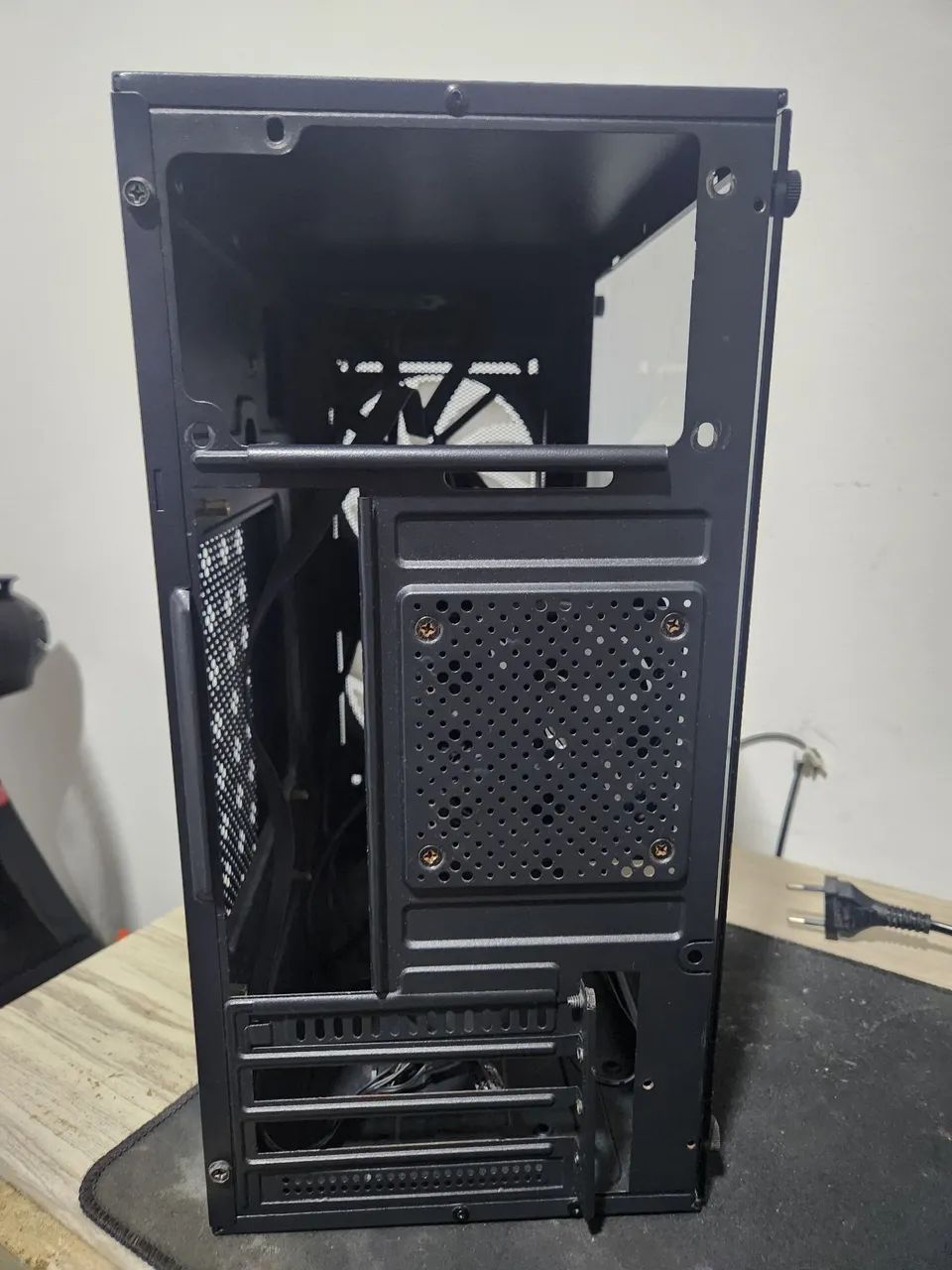 Gabinete Gamer TGT Jester - Foto 4
