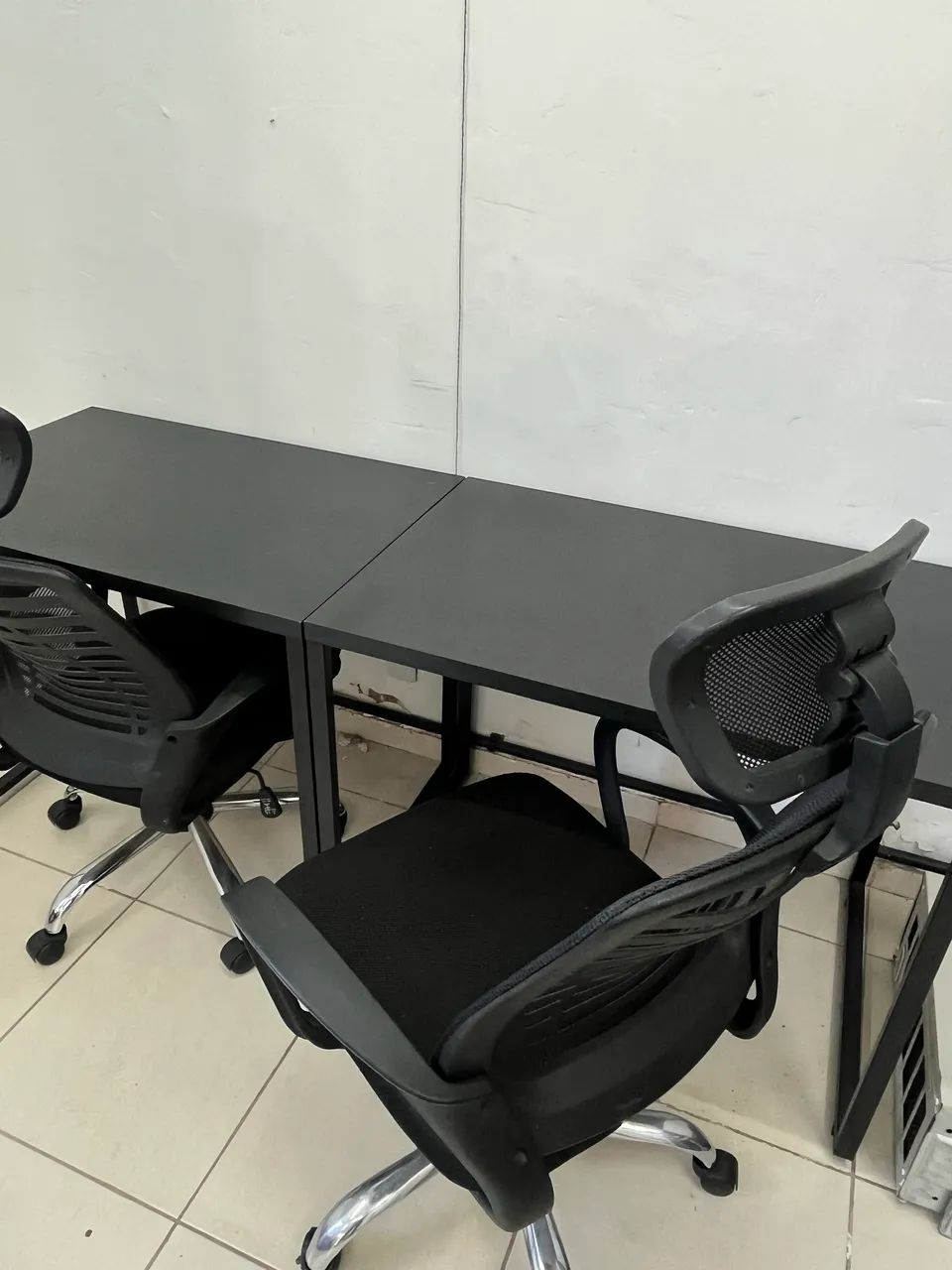 Mesa e cadeira de escritório  - Foto 2