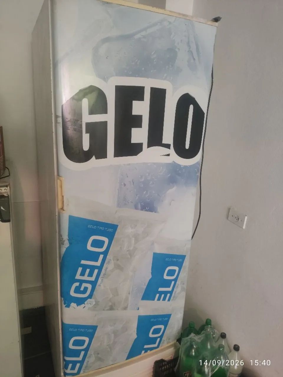 Freezer vertical fricon