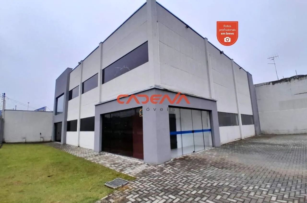 Loja com 6 vagas para aluguel no Cajuru