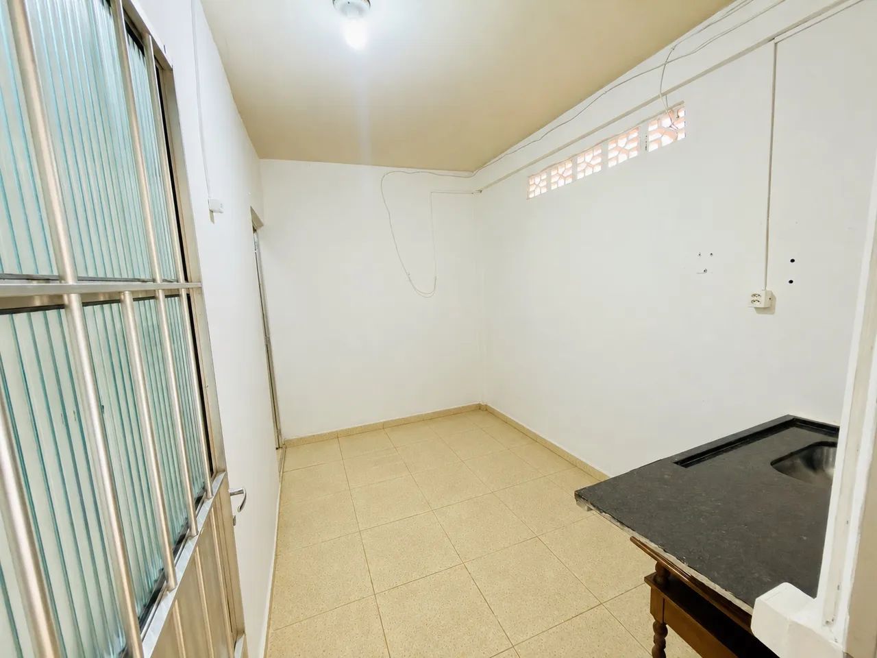 QUARTO PARA LOCAÇÃO ? R$ 770,00 - Foto 2