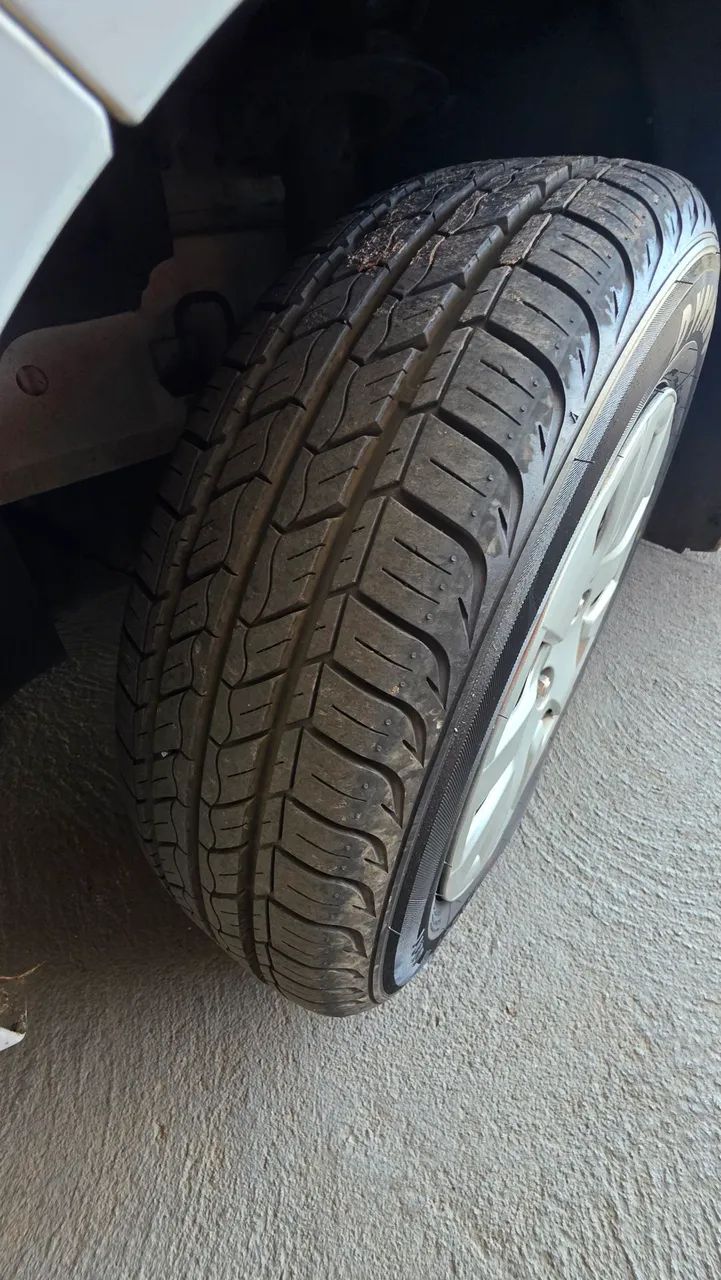 Ford Ka 1.0 SE/SE Plus TiVCT Flex 5p, foto 7 de 8
