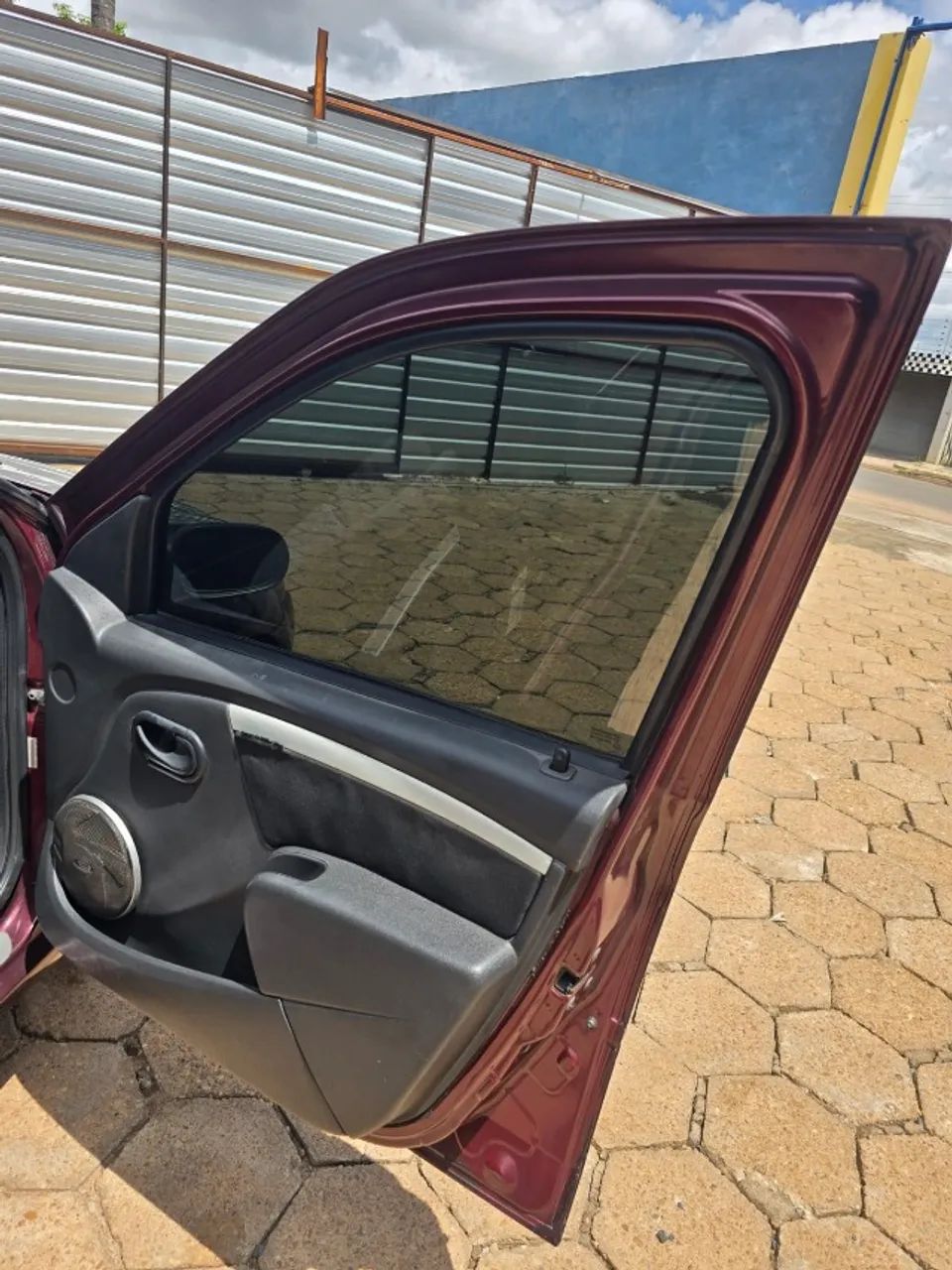 Renault Logan Privilège Hi-flex 1.6 16V 4P 2008 - Foto 4