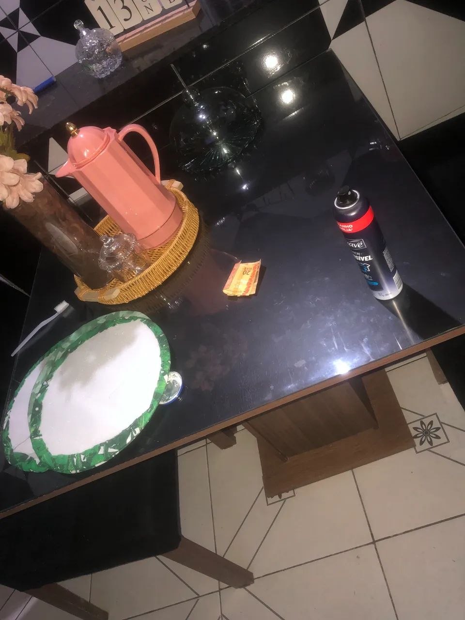 Mesa com 4 cadeiras  - Foto 5