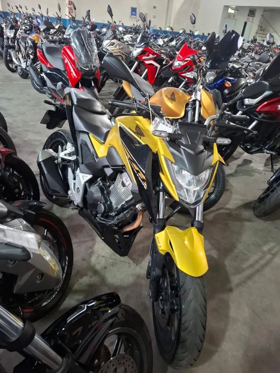 Honda CB 300cc 2023 - Foto 4