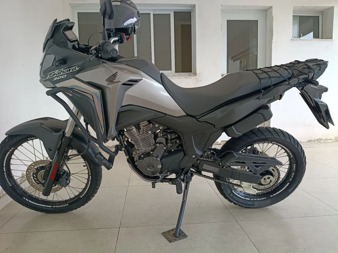 Sahara 300 ABS 