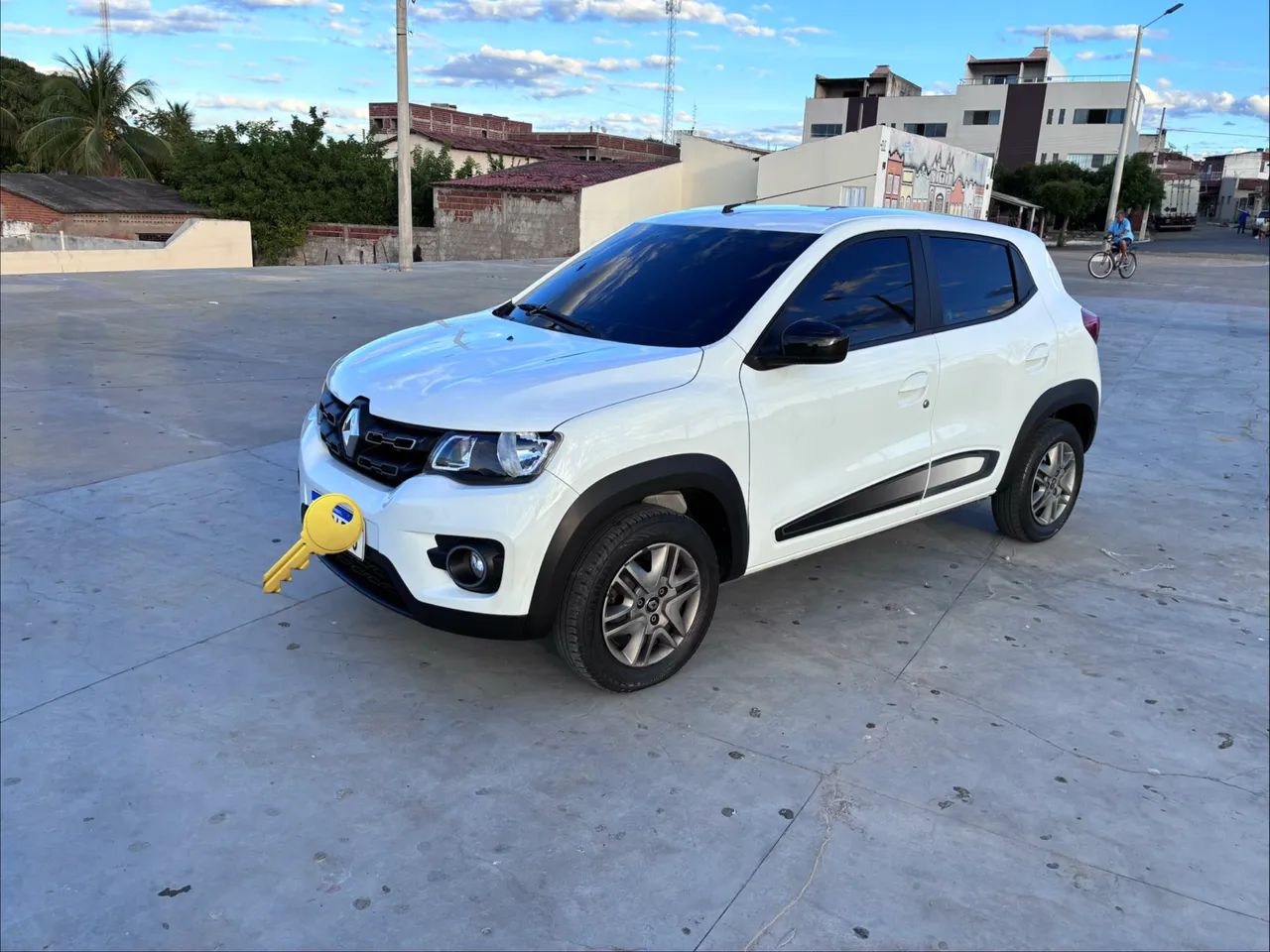 Renault Kwid Intense 1.0 Flex 12V 5P Mec. 2021 - Foto 2