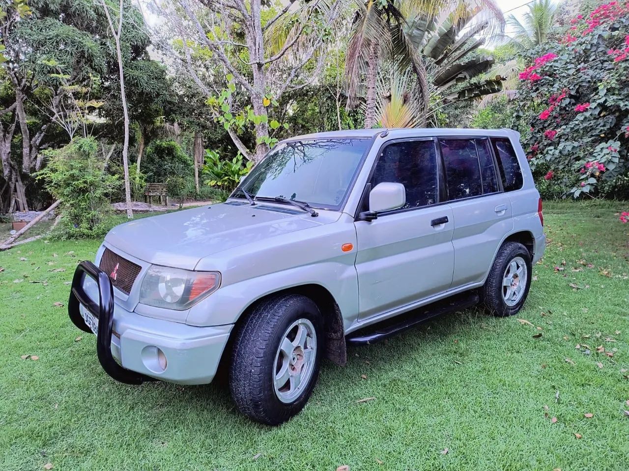 Mitsubishi Pajero Pajero iO Aut. 2001