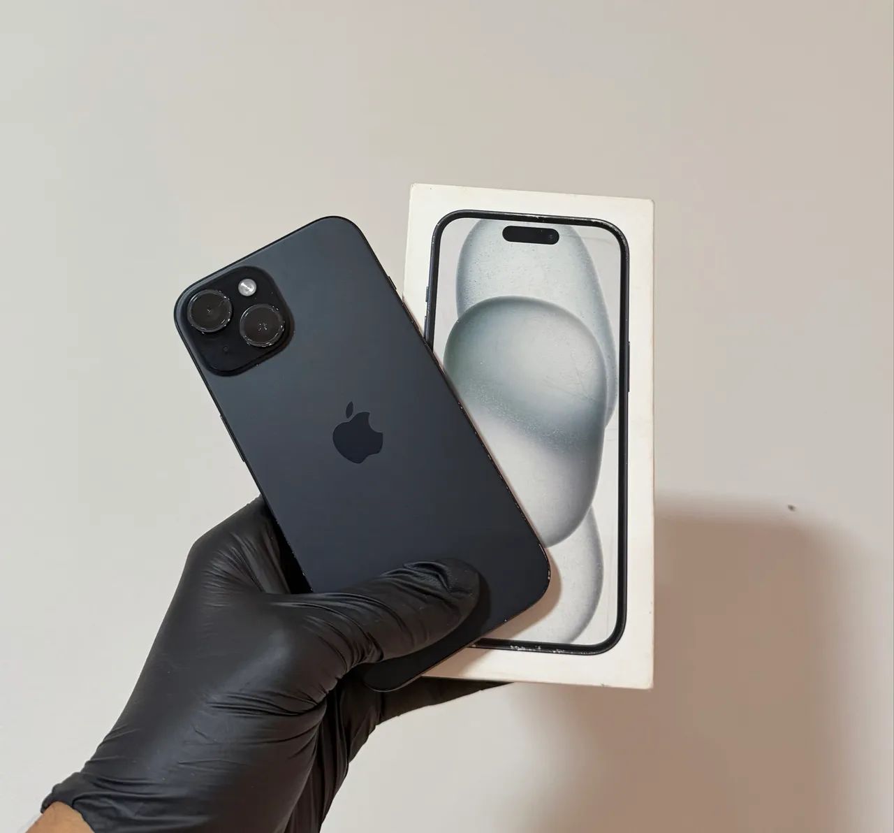 iPhone 15 