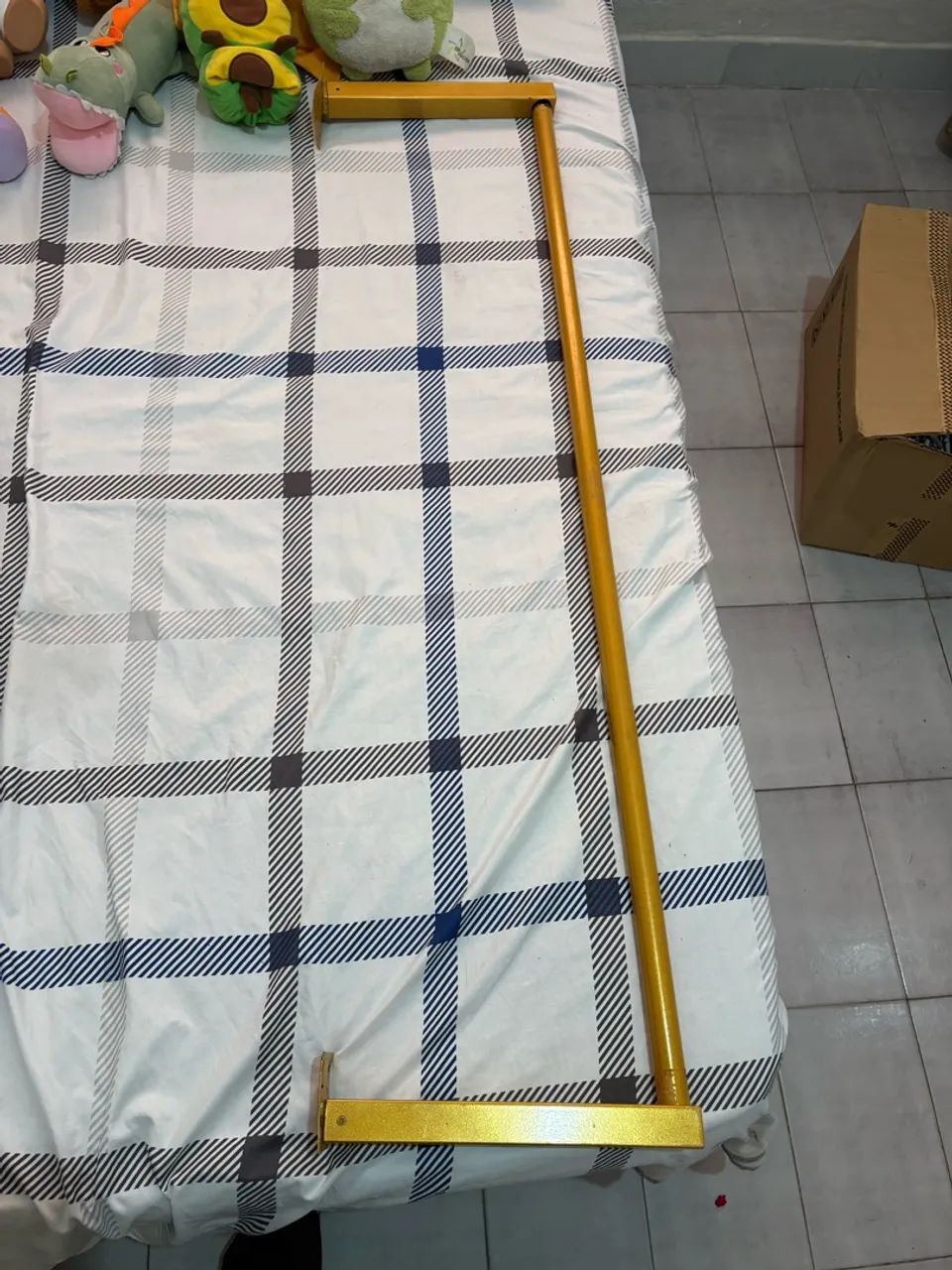 Arara de parede