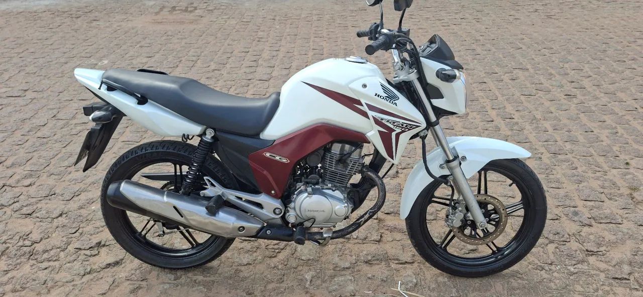 Vendo Titan 150 2014