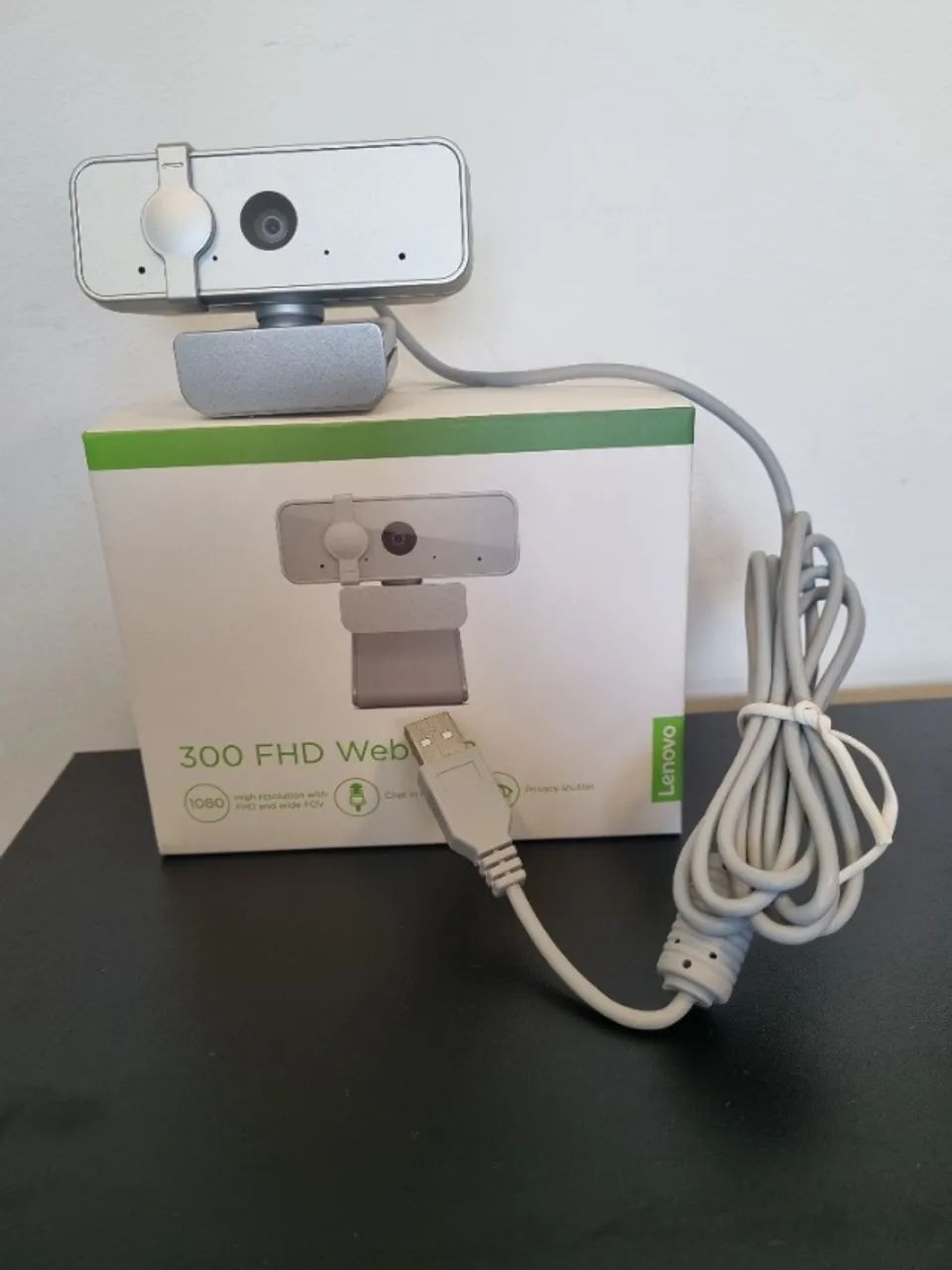 Webcam Lenovo 300 Full HD Com 2 Microfones Integrados 1080p 30fps USB 