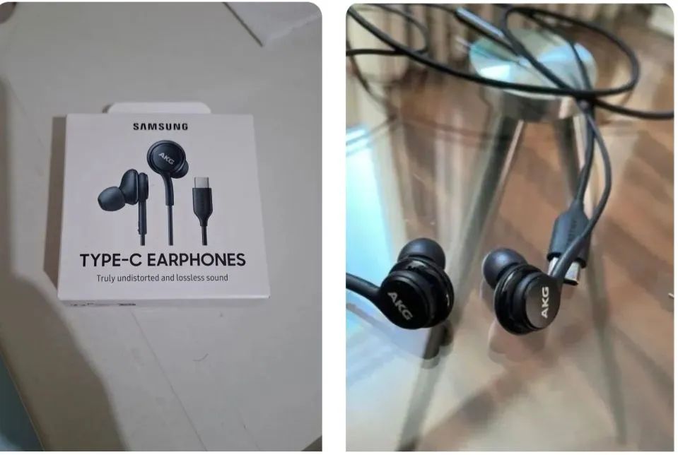 Fones Samsung kit com 2 um novo lacrado e um usado 