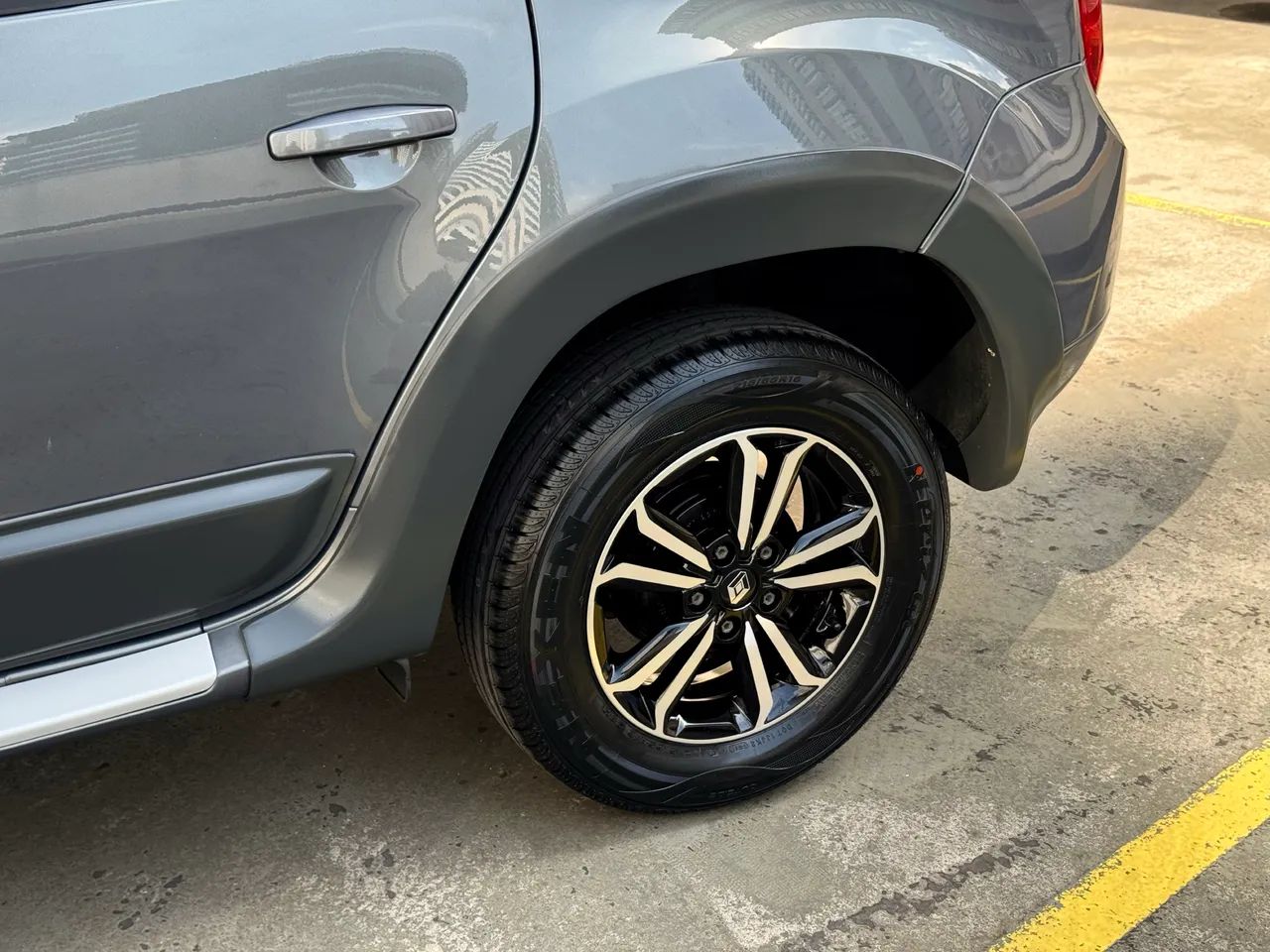 Renault Duster Dynamique 2.0 Hi-flex 16V Aut. 2013 - Foto 4