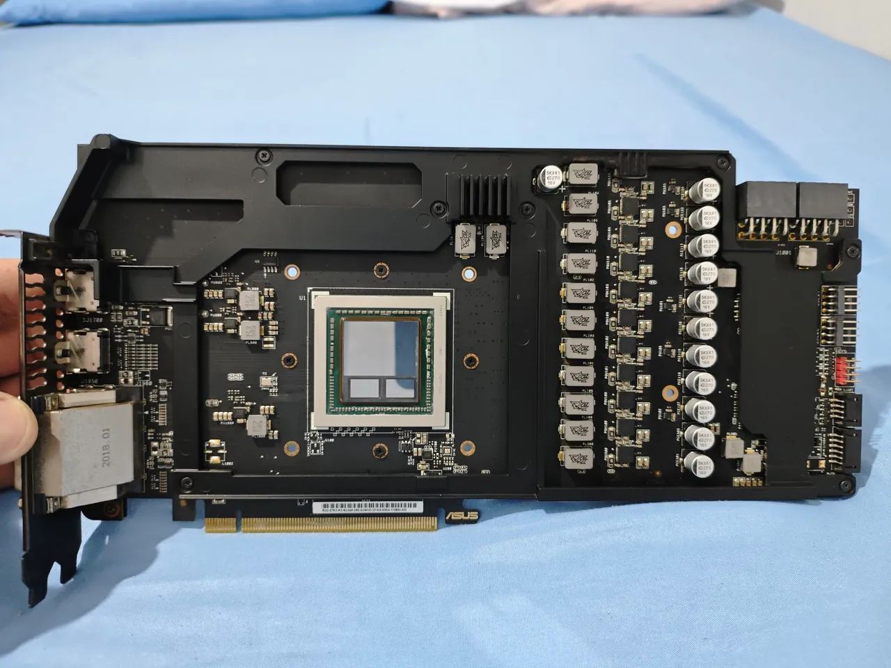 RX Vega 56 Asus rog strix 8gb H - Foto 5