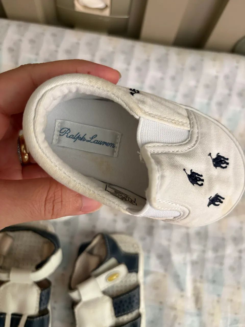 Sapato polo e sandália bibi