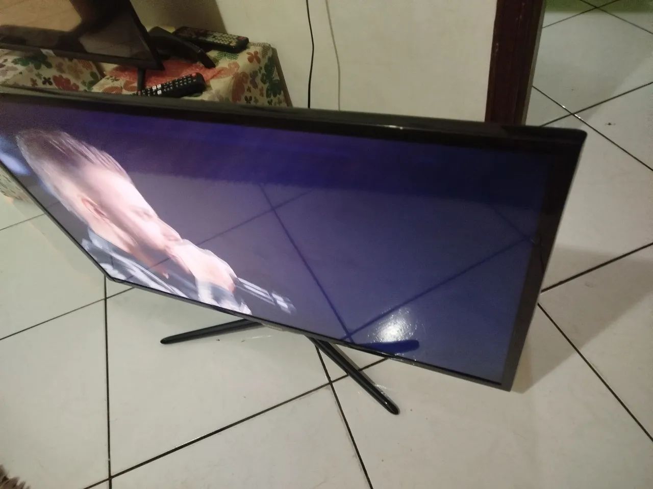 Tv Samsung 40 polegadas smart  - Foto 2