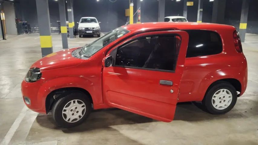 Fiat Uno UNO VIVACE Celeb. 1.0 EVO F. Flex 8V 3p 2014