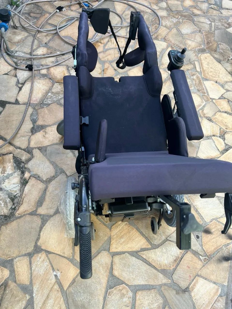 Cadeira de rodas motorizada - Foto 2