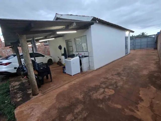 CASA A VENDA EM FEU ROSA