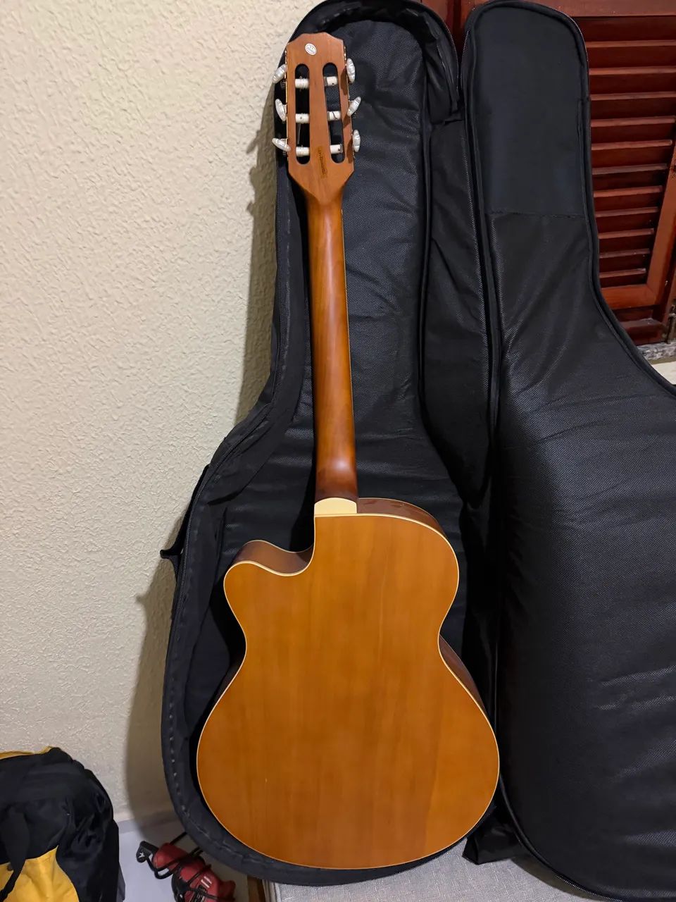 VIOLÃO ELETROACÚSTICO STRINBERG VIENNA VE30C NS + CASE ACOLCHOADA PREMIUM - Foto 3