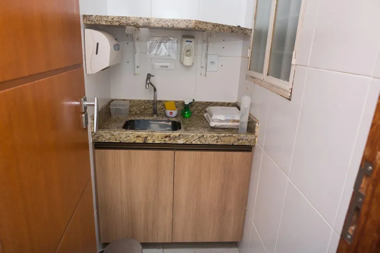 Prédio/Edifício inteiro para venda possui 86 metros quadrados com 9 quartos - Foto 5