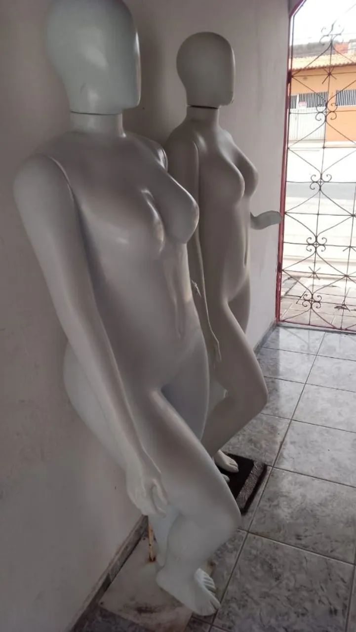 Vendo 2 manequins plus size! - Foto 4