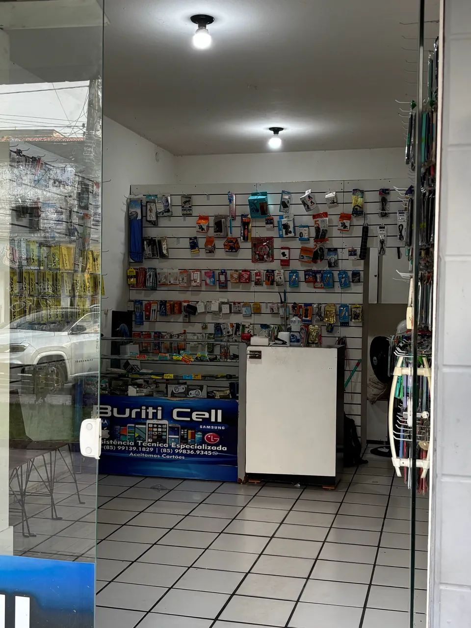 Vende-se ou transfere-se Loja de celulares no - Centro de Messejana  - Foto 5