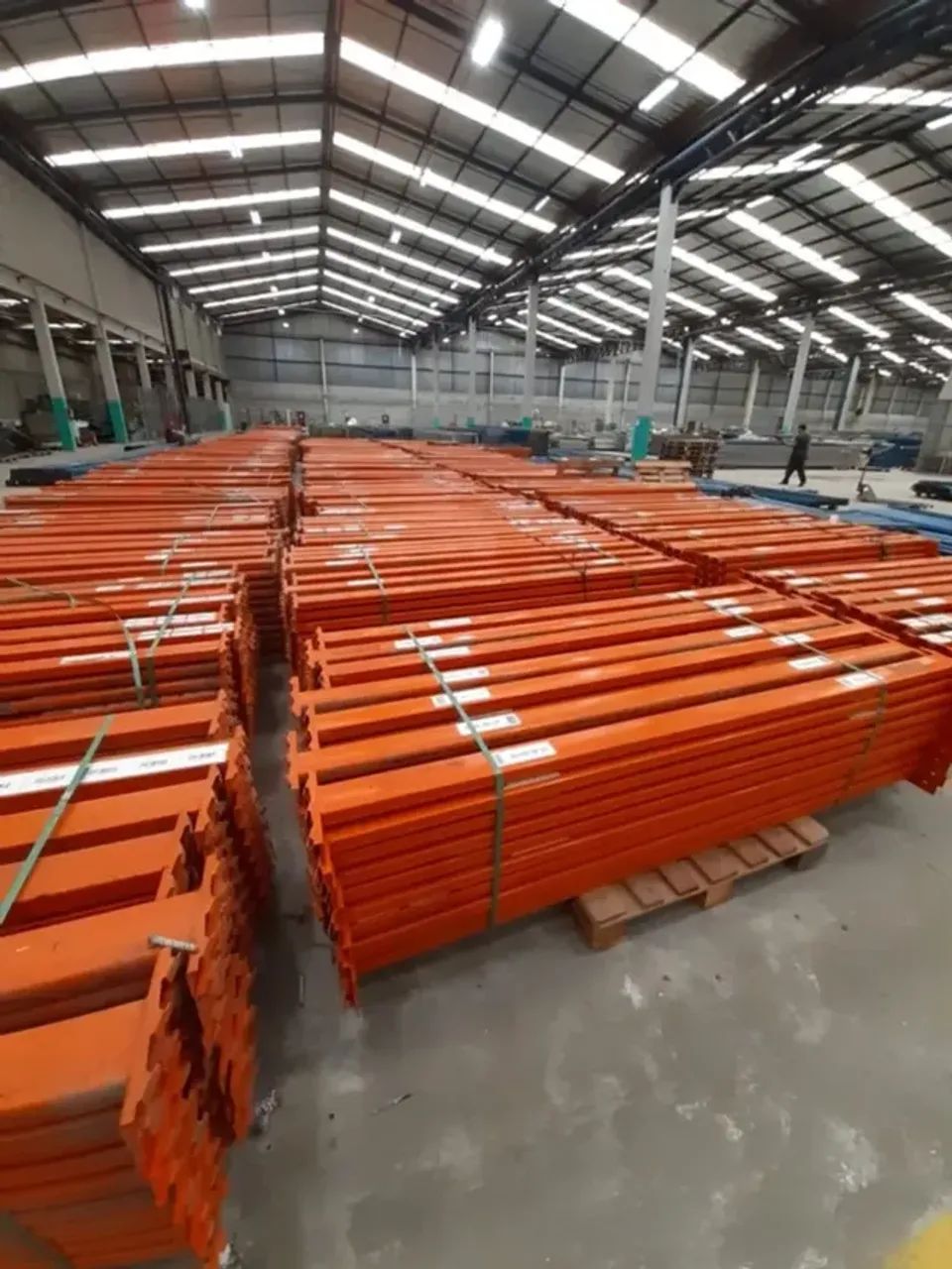 Longarinas de porta pallet - Foto 2