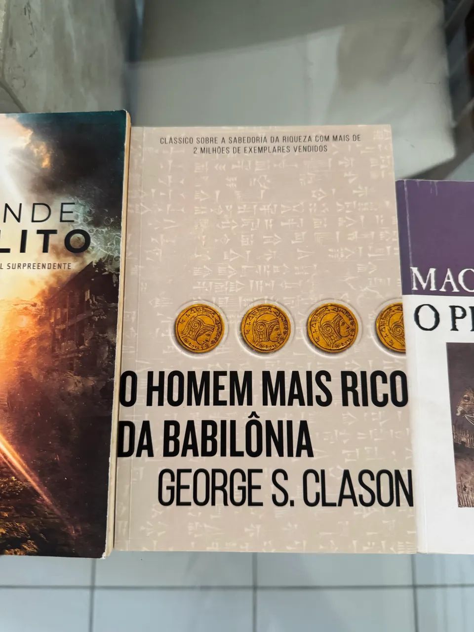 Conjunto de Livros Diversos - Foto 5