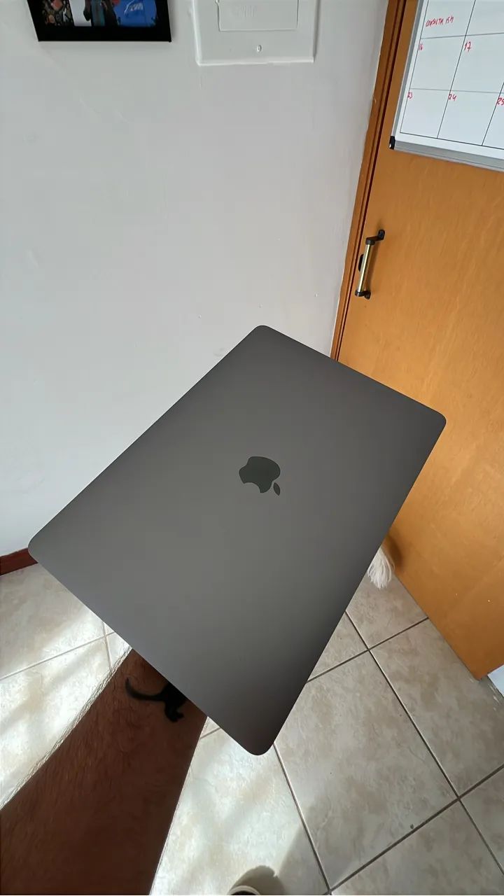 MacBook Pro M2