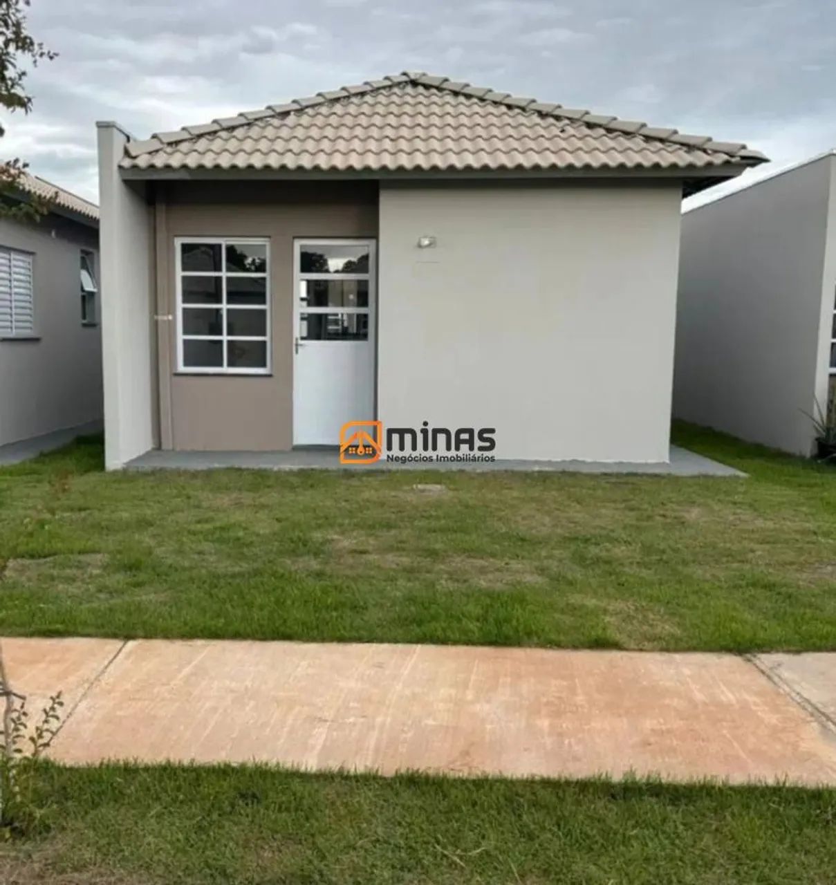 Casa a venda na região do Coxipó