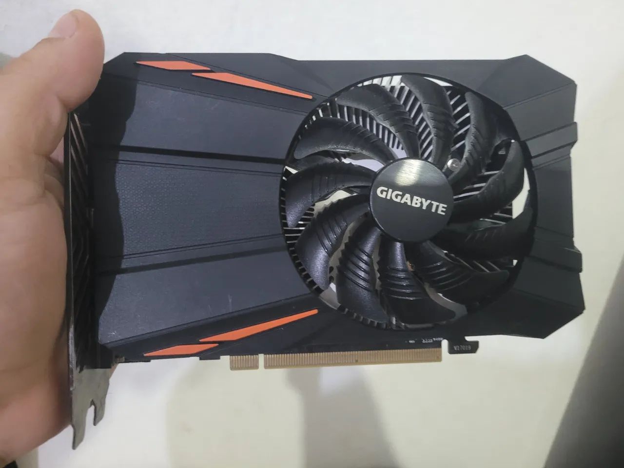 Vende-se placa de video (leia a descrição)