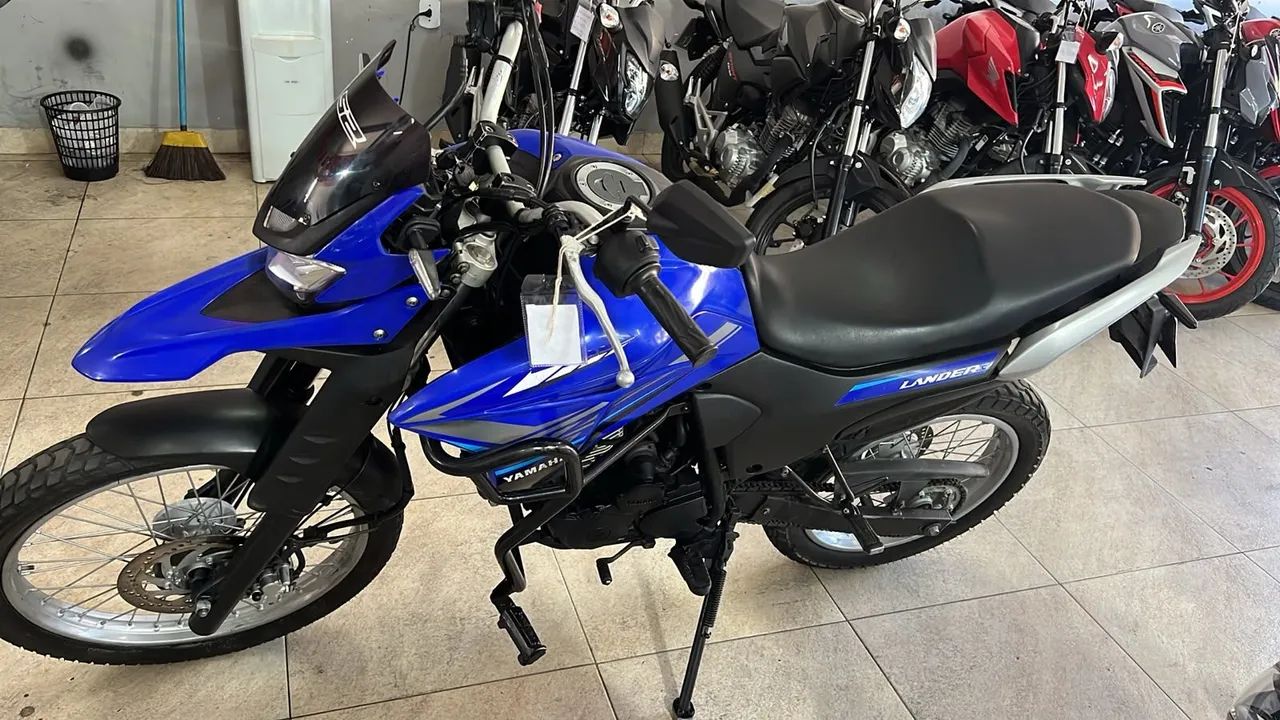 Lander 250 2021 nova - Foto 3
