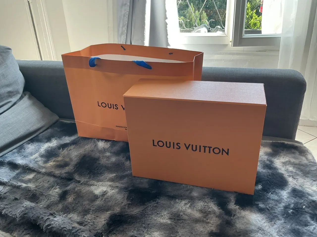 Tênis Louis Vuitton ( Original) - Foto 2