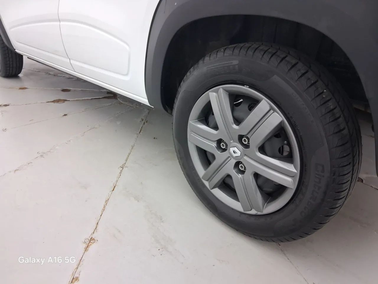 Renault Kwid 1.0 Zen, foto 12 de 18
