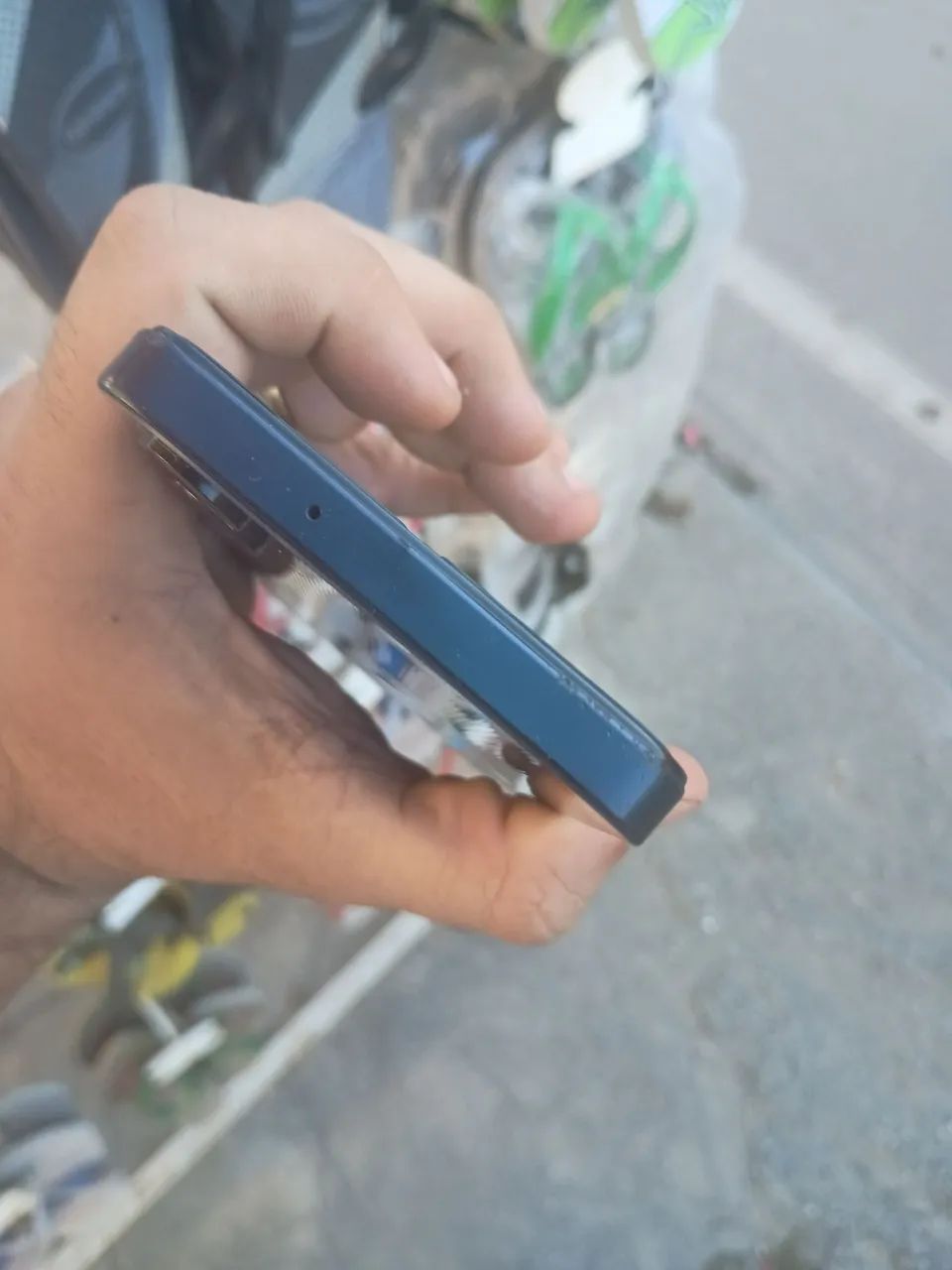 Celular Samsung Galaxy A06/ 128 GB - Foto 4