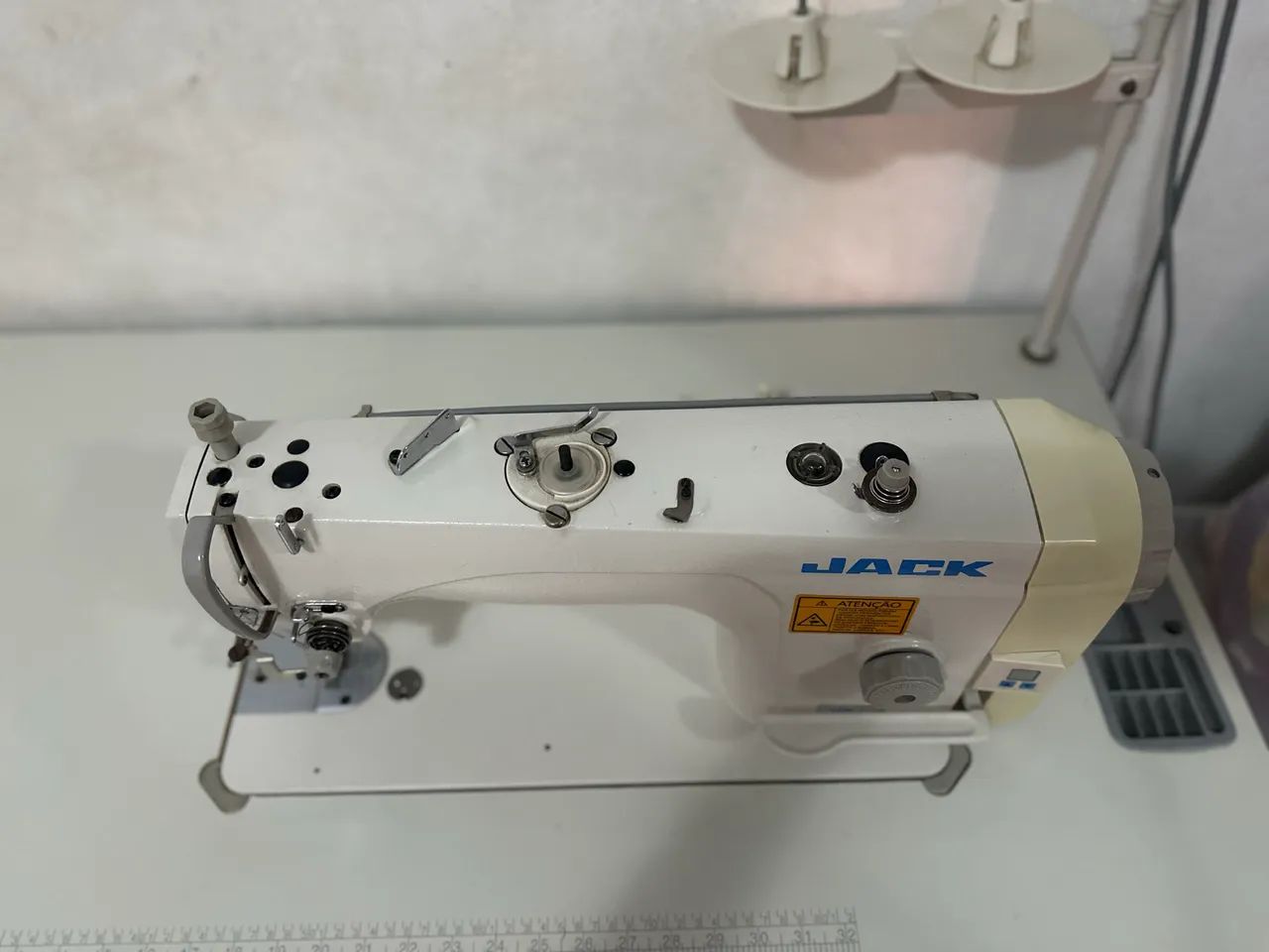 Máquina de costura industrial reta  - Foto 5