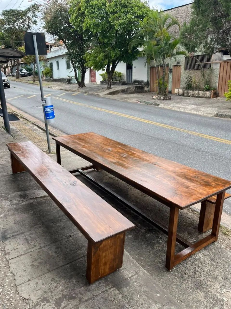 Mesa de madeira com bancos rustica - Foto 3