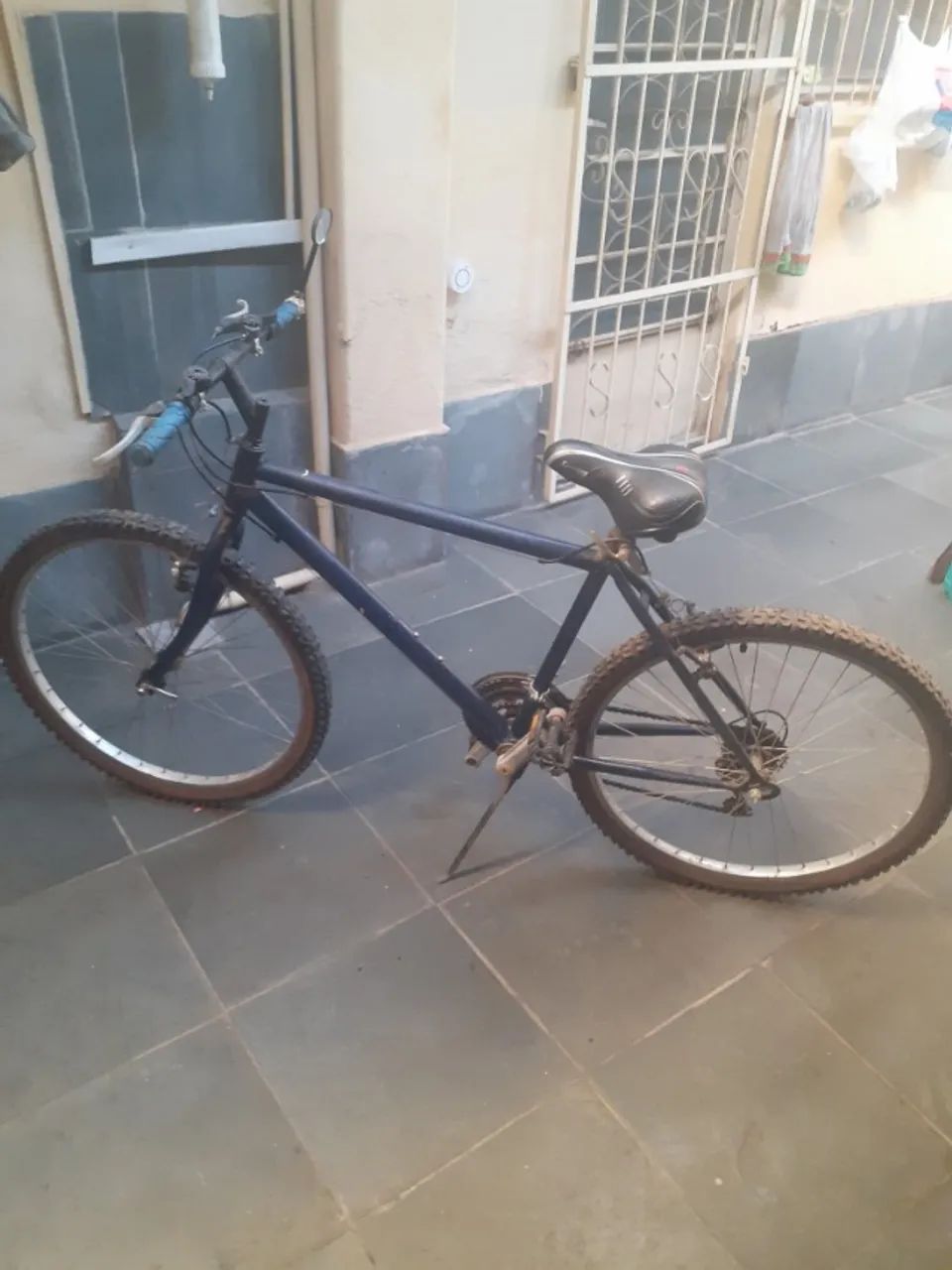 Vende-se Bicicleta aro "26"
