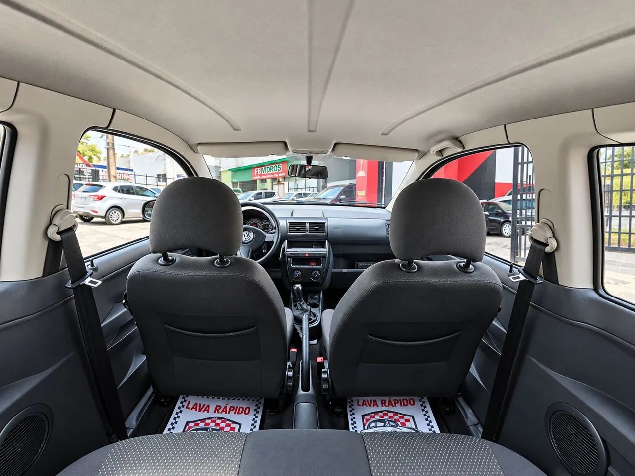 Volkswagen Fox Plus 1.0Mi/ 1.0Mi Total Flex 8V 3p, foto 9 de 10