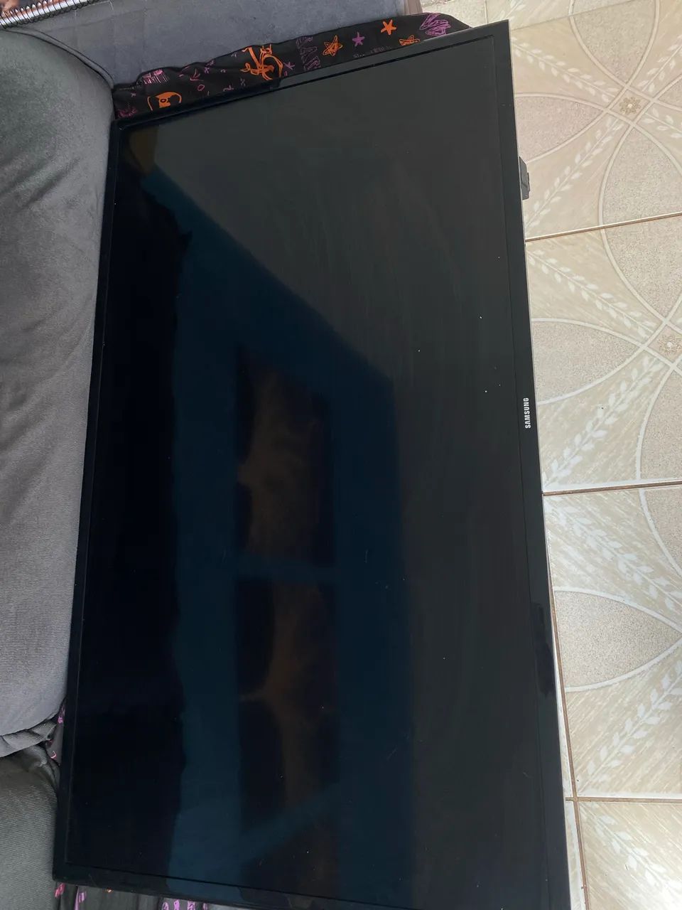 Smart TV queimada para retirada de peças  - Foto 3